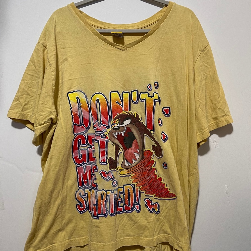2001 Taz Looney Tunes Tee
